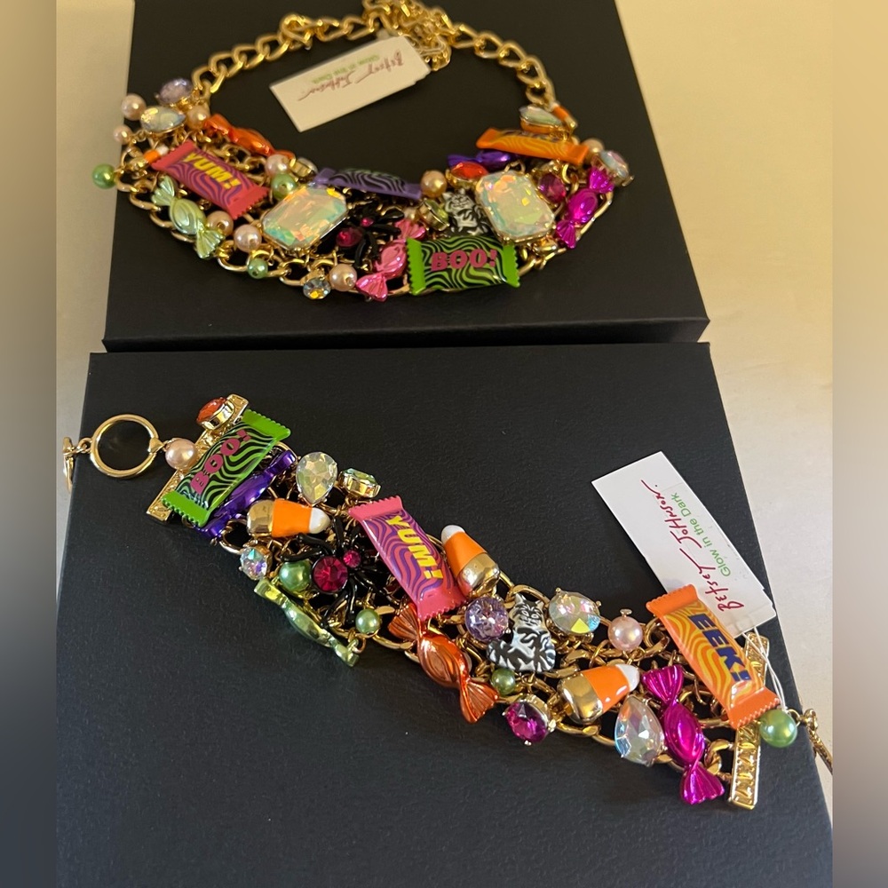Betsey Johnson Bracelet & Necklace Set Multicolor Candy Charm - Picture 7 of 16